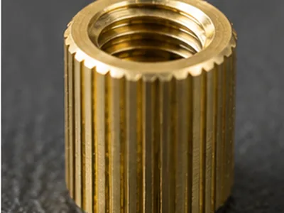 Straight knurled insert