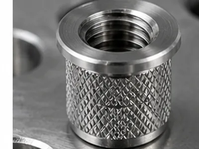 Flanged insert